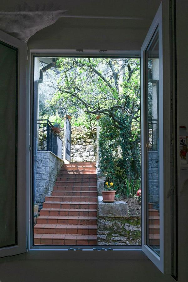 Gli Ulivi Sul Golfo E Le 5 Terre Apartment ลาสเปเซีย ภายนอก รูปภาพ