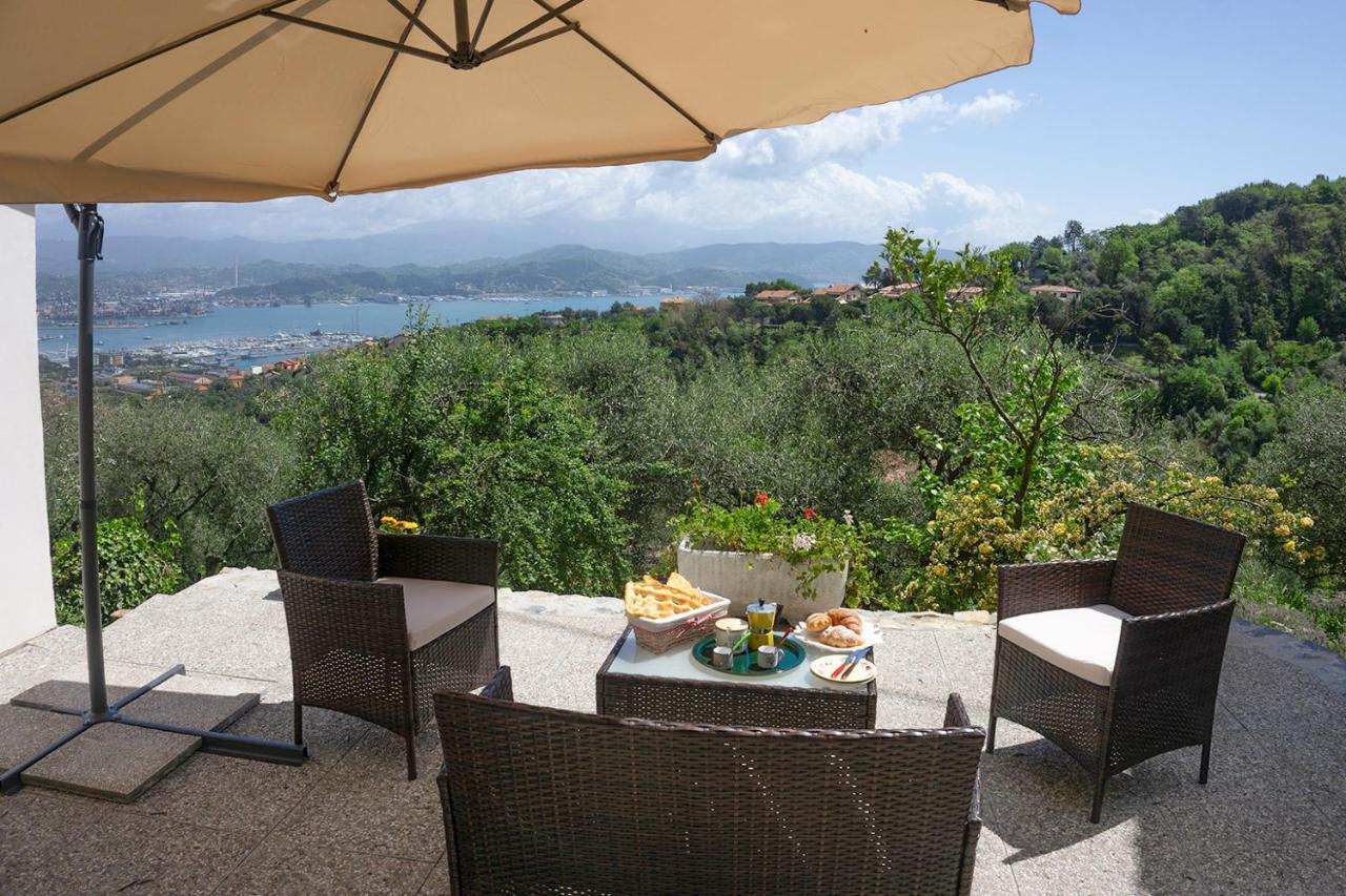 Gli Ulivi Sul Golfo E Le 5 Terre Apartment ลาสเปเซีย ภายนอก รูปภาพ