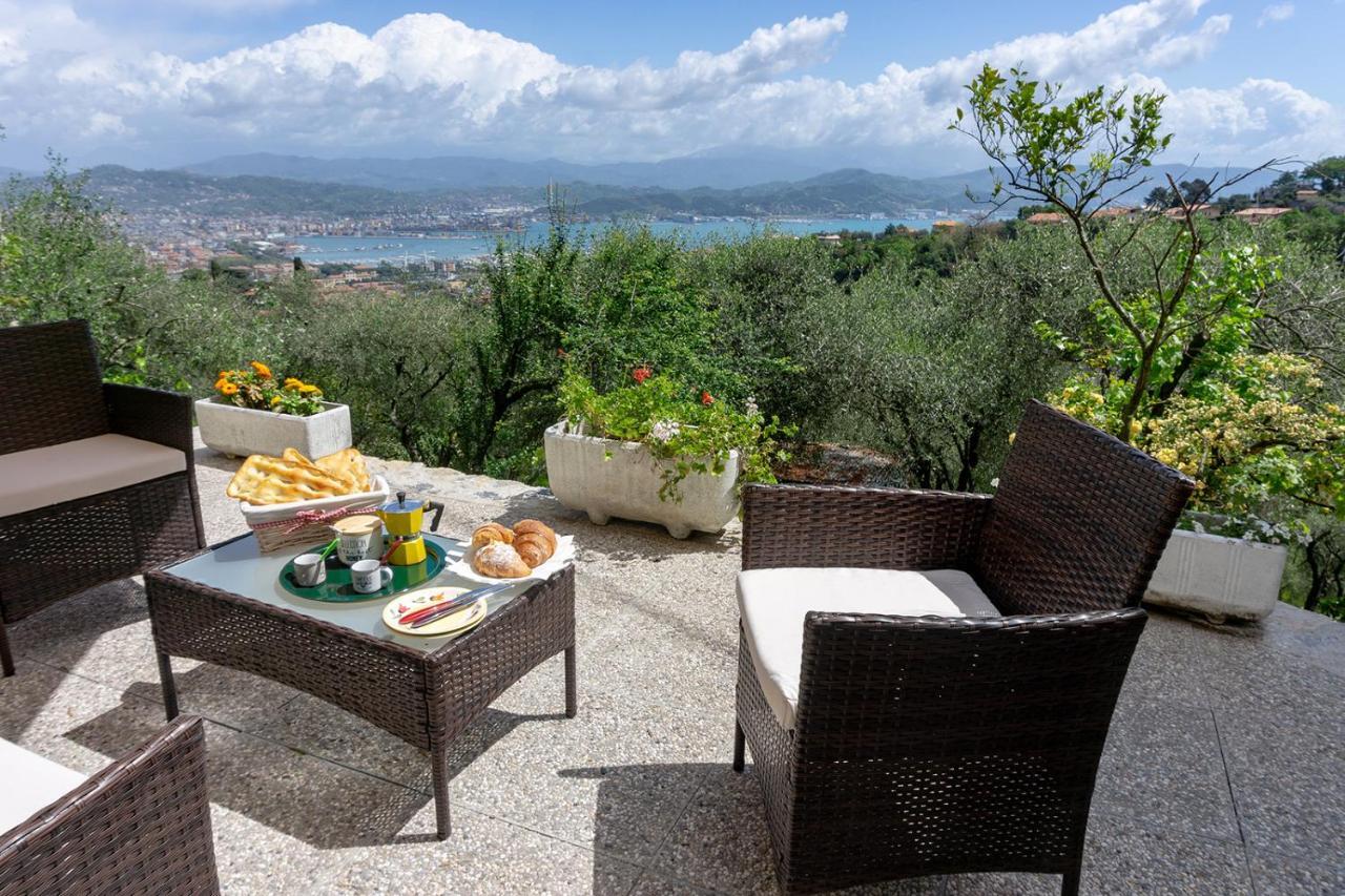 Gli Ulivi Sul Golfo E Le 5 Terre Apartment ลาสเปเซีย ภายนอก รูปภาพ